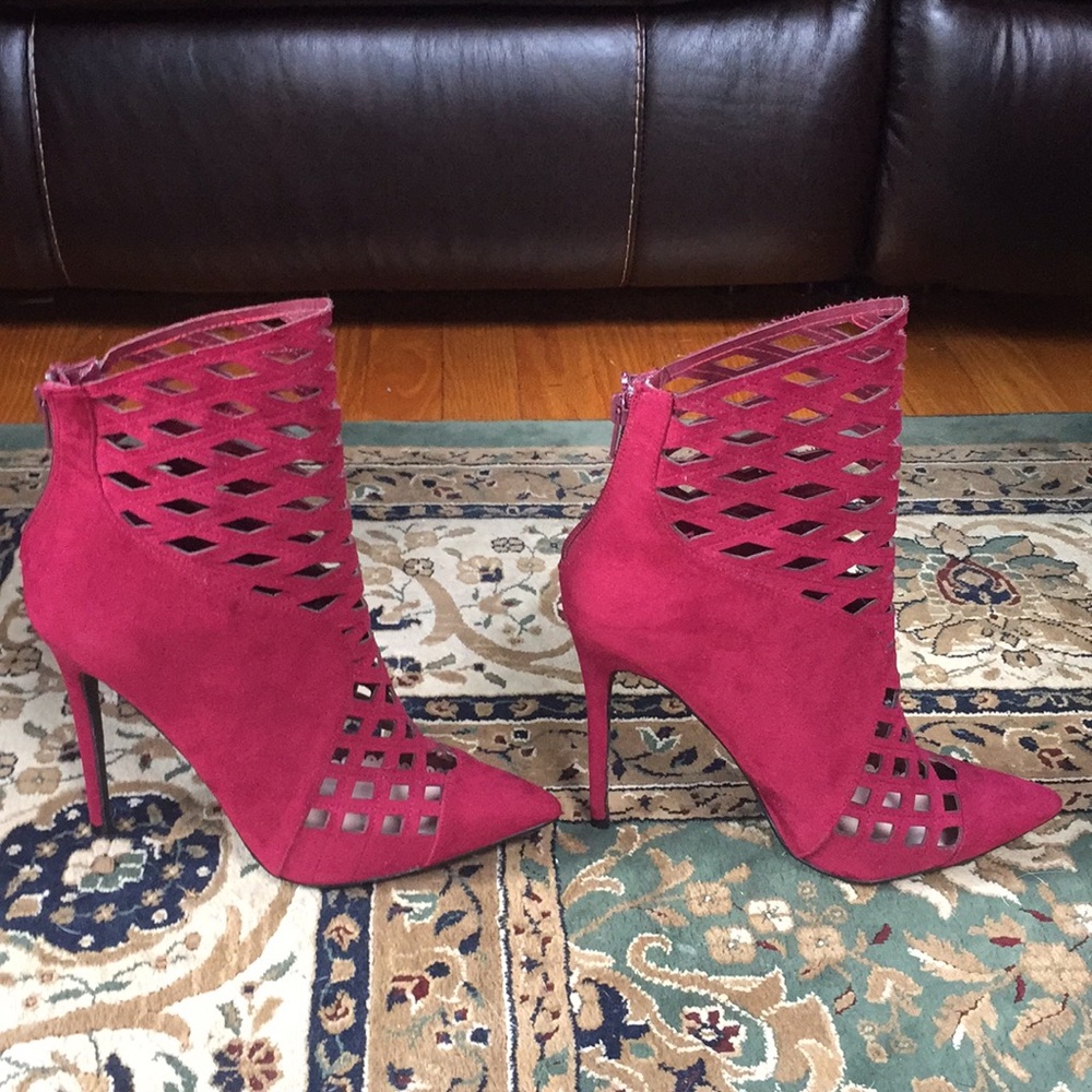 Shoedazzle Red Heeled Booties